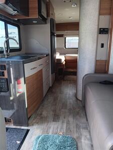 2017 Winnebago View 24V   - Photo 30 - Grawn, MI 49637