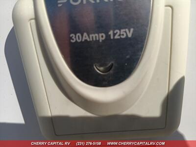 2023 Thor Freedom Elite M-22HE Ford   - Photo 27 - Grawn, MI 49637