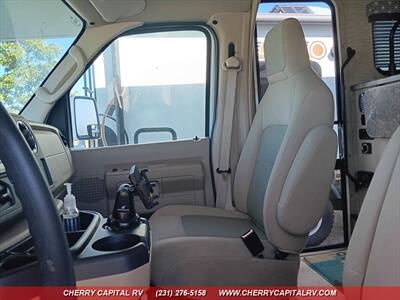 2023 Thor Freedom Elite M-22HE Ford   - Photo 28 - Grawn, MI 49637