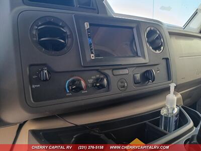 2023 Thor Freedom Elite M-22HE Ford   - Photo 30 - Grawn, MI 49637