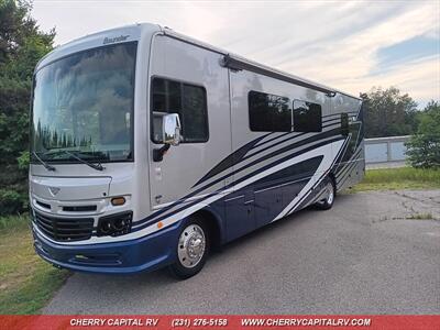 2023 Fleetwood BOUNDER M-35K   - Photo 2 - Grawn, MI 49637