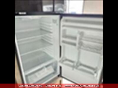 2026 Keystone Fuzion Impact 2813   - Photo 17 - Grawn, MI 49637