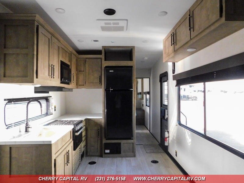 2026 Keystone Fuzion Impact 2813 - Photo 4 - Grawn, MI 49637