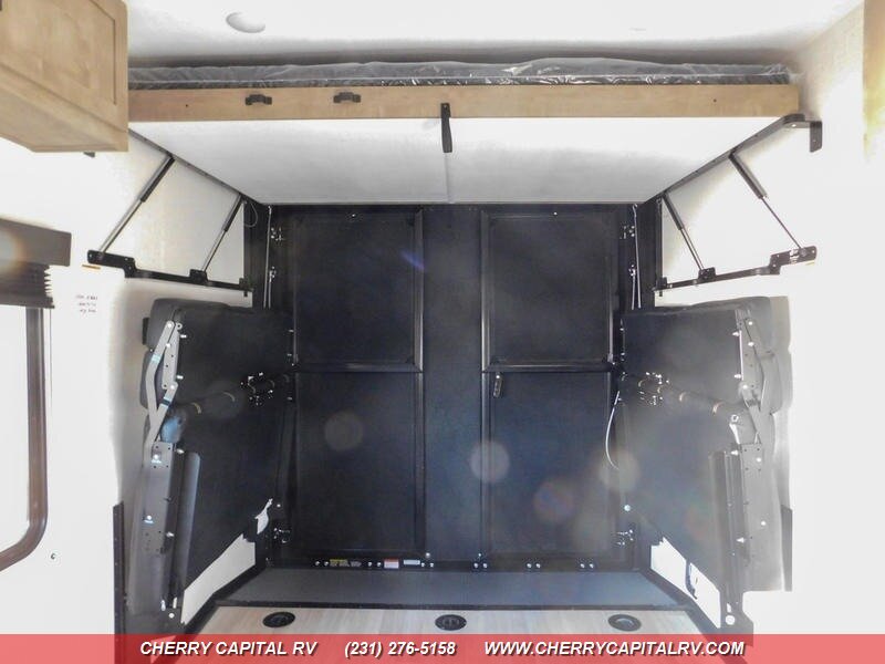 2026 Keystone Fuzion Impact 2813 - Photo 3 - Grawn, MI 49637