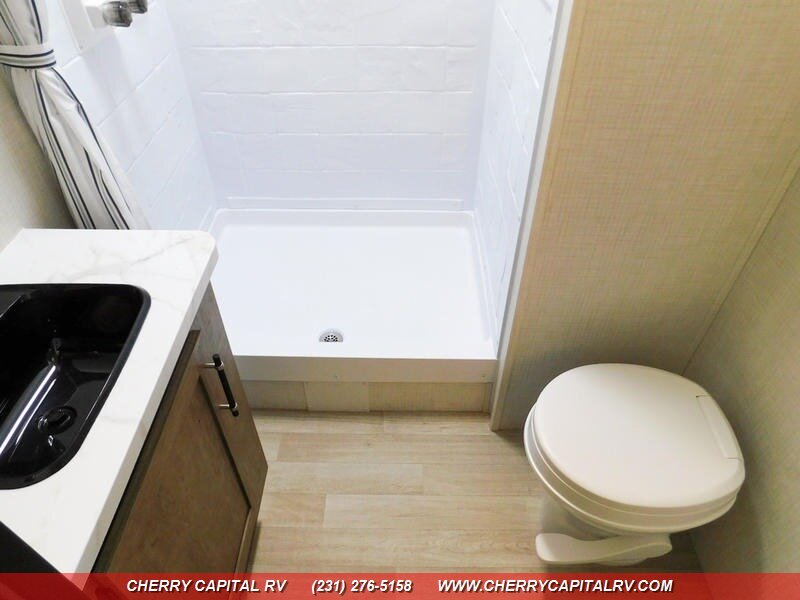 2026 Keystone Fuzion Impact 2813 - Photo 6 - Grawn, MI 49637