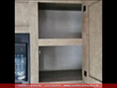 2026 Keystone Fuzion Impact 2813   - Photo 20 - Grawn, MI 49637