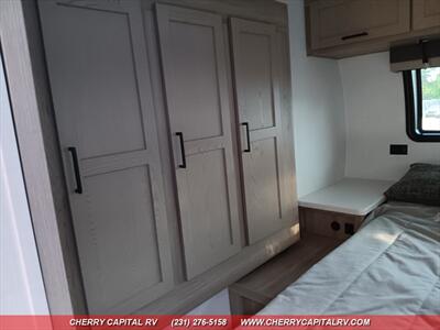 2026 ROCKWOOD MINI LITE 2515S   - Photo 12 - Grawn, MI 49637