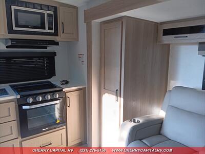 2026 ROCKWOOD MINI LITE 2515S   - Photo 10 - Grawn, MI 49637