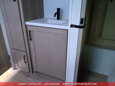 2026 ROCKWOOD MINI LITE 2515S   - Photo 15 - Grawn, MI 49637