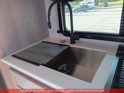 2026 ROCKWOOD MINI LITE 2515S   - Photo 19 - Grawn, MI 49637