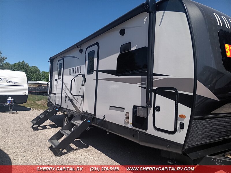 2024 Rockwood Ultra Lite 2608BS - Photo 17 - Grawn, MI 49637