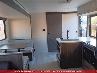 2026 PRIMETIME AVENGER 26DBS   - Photo 14 - Grawn, MI 49637