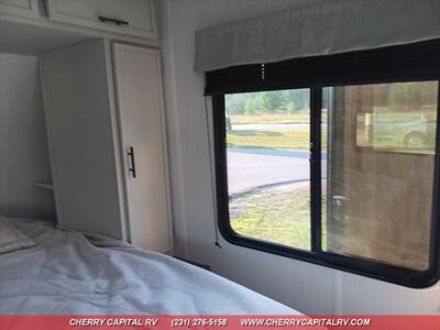 2026 PRIMETIME AVENGER 26DBS   - Photo 17 - Grawn, MI 49637