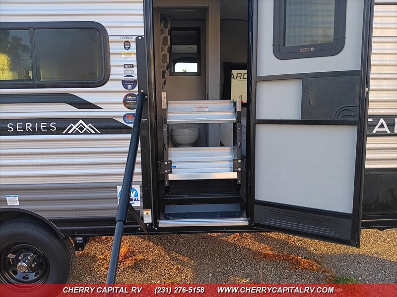 2026 Coachmen Catalina M-154RDX Summit - Photo 6 - Grawn, MI 49637