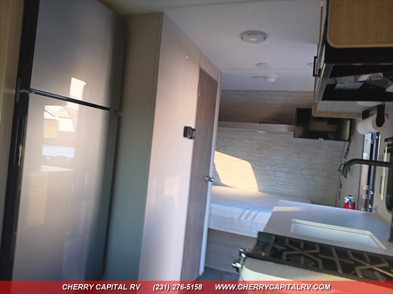 2026 Coachmen Catalina M-154RDX Summit - Photo 23 - Grawn, MI 49637
