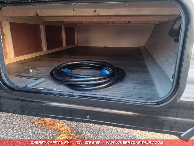 2026 Coachmen Catalina M-154RDX Summit - Photo 28 - Grawn, MI 49637