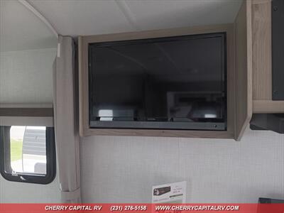 2024 Rockwood MINI LITE 2205S   - Photo 20 - Grawn, MI 49637
