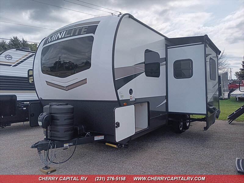 2024 Rockwood MINI LITE 2205S  