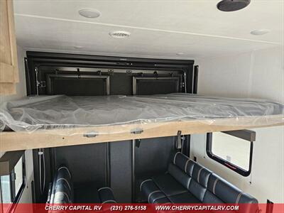 2026 Keystone Fuzion Impact 2915   - Photo 27 - Grawn, MI 49637