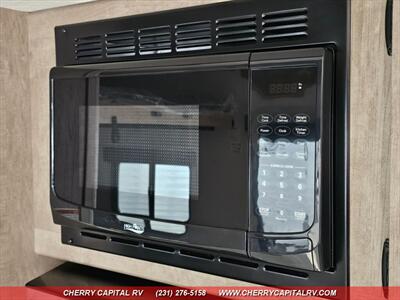 2026 Keystone Fuzion Impact 2915   - Photo 17 - Grawn, MI 49637