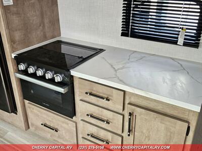 2026 Keystone Fuzion Impact 2915   - Photo 12 - Grawn, MI 49637