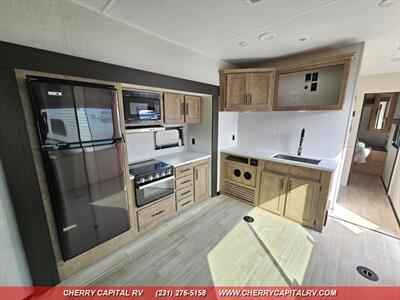 2026 Keystone Fuzion Impact 2915   - Photo 8 - Grawn, MI 49637