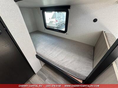 2026 Highland Ridge RV Open Range 17BH - Photo 15 - Grawn, MI 49637