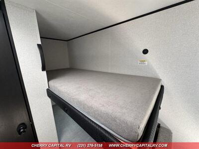 2026 Highland Ridge RV Open Range 17BH - Photo 14 - Grawn, MI 49637