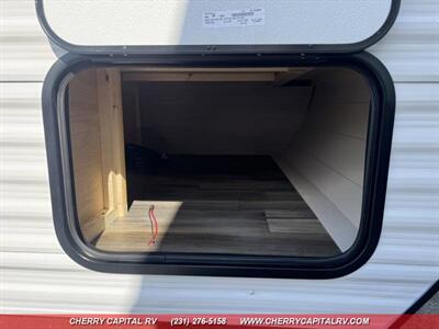 2026 Highland Ridge RV Open Range 17BH - Photo 11 - Grawn, MI 49637