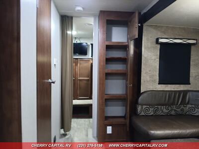 2018 FOREST RIVER COACHMEN FREEDOM EXPRESS  292BHDLSE - Photo 21 - Grawn, MI 49637