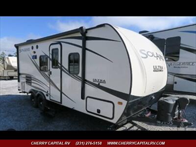 2016 Palomino Solaire M-201SS