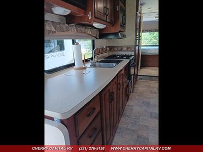 2013 Coachmen Sunseeker M-3010DS   - Photo 29 - Grawn, MI 49637