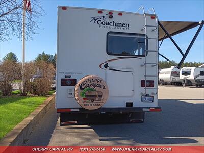 2013 Coachmen FREELANDER M21QB   - Photo 35 - Grawn, MI 49637
