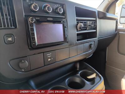 2013 Coachmen FREELANDER M21QB   - Photo 27 - Grawn, MI 49637
