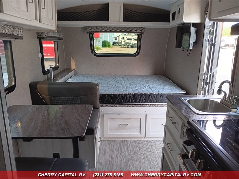 2019 Flagstaff E-Pro 19BHG - Photo 26 - Grawn, MI 49637