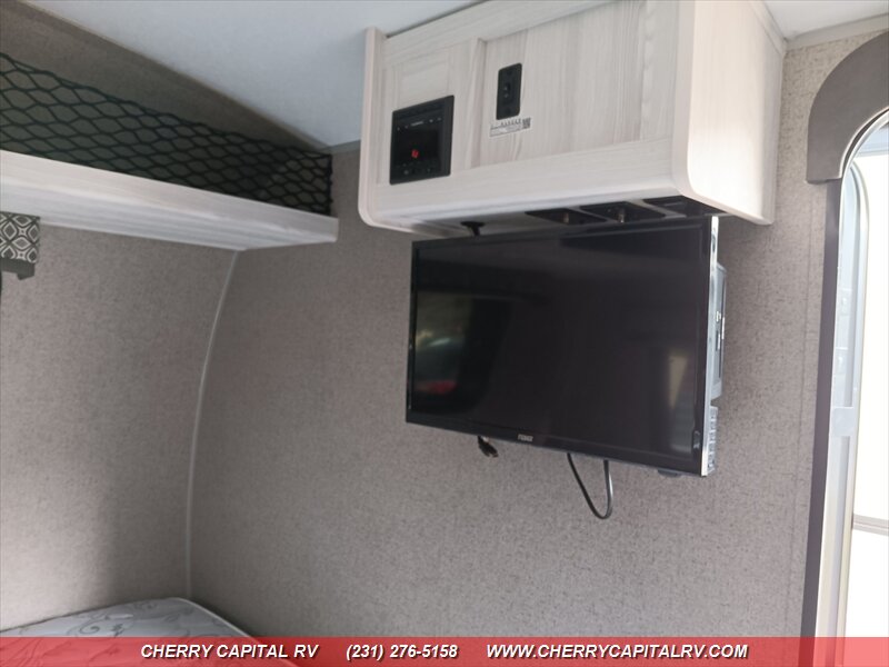2019 Flagstaff E-Pro 19BHG - Photo 8 - Grawn, MI 49637