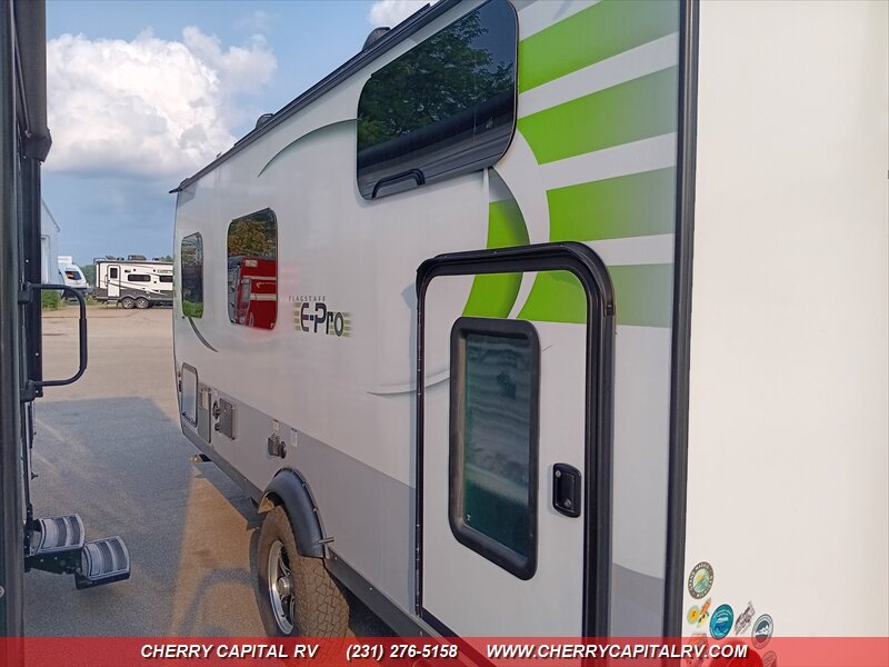 2019 Flagstaff E-Pro 19BHG - Photo 32 - Grawn, MI 49637