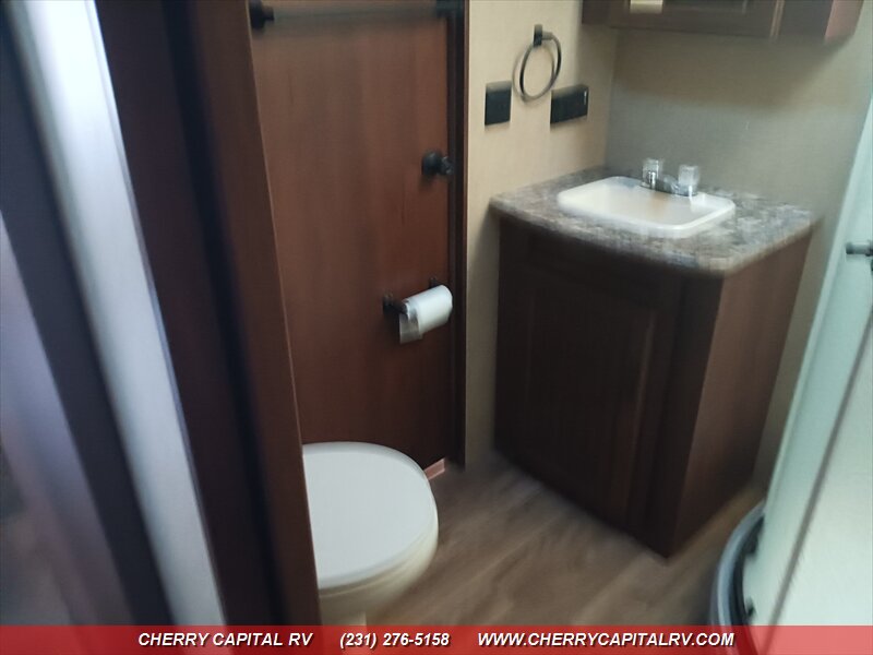 2015 JAYCO EAGLE HT 28.5 RSTS - Photo 19 - Grawn, MI 49637