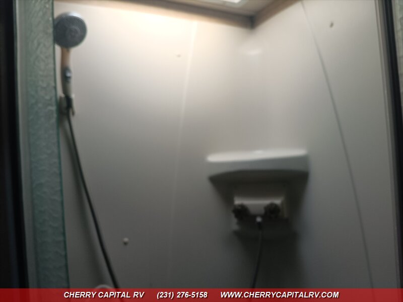 2015 JAYCO EAGLE HT 28.5 RSTS - Photo 15 - Grawn, MI 49637