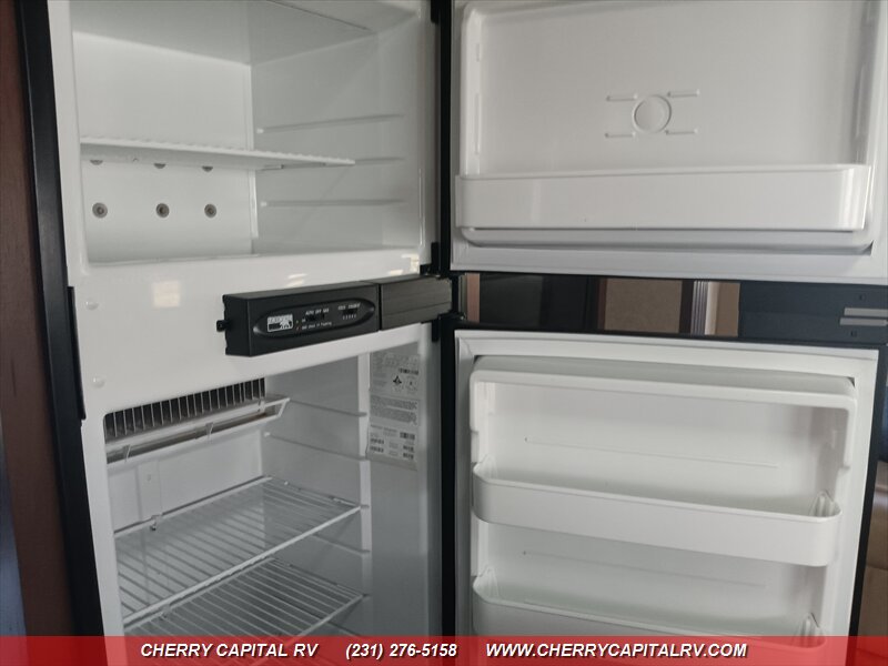 2015 JAYCO EAGLE HT 28.5 RSTS - Photo 41 - Grawn, MI 49637