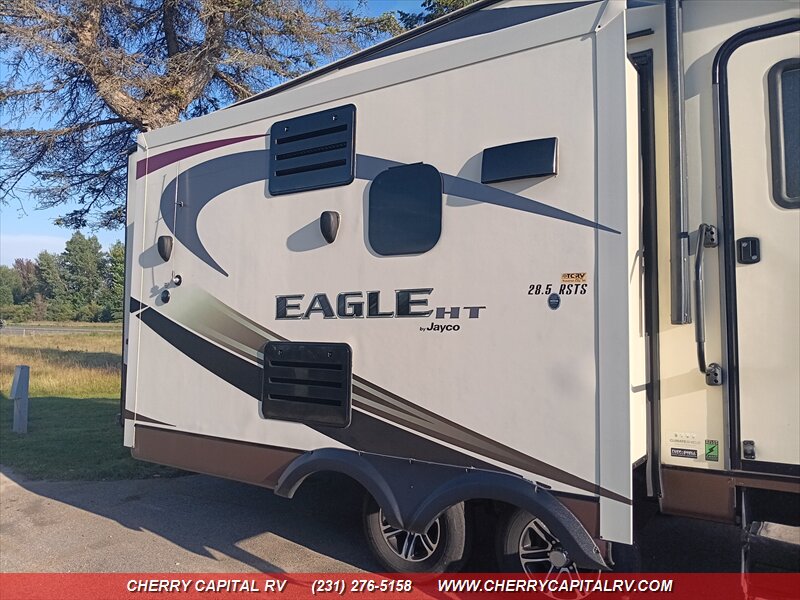 2015 JAYCO EAGLE HT 28.5 RSTS - Photo 5 - Grawn, MI 49637