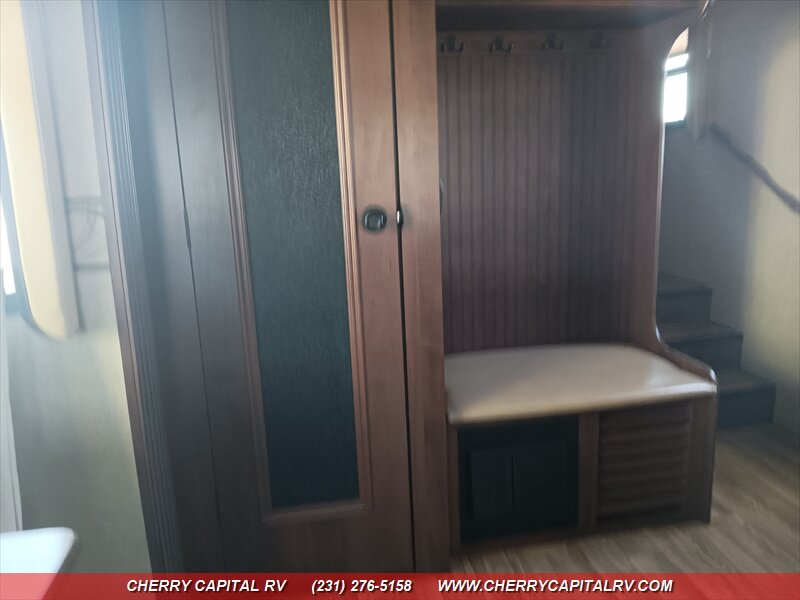 2015 JAYCO EAGLE HT 28.5 RSTS - Photo 12 - Grawn, MI 49637
