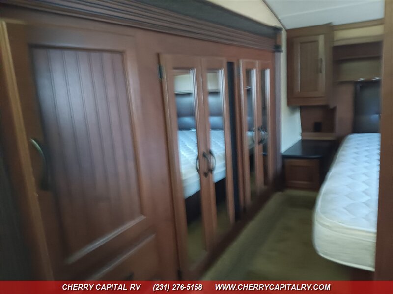 2015 JAYCO EAGLE HT 28.5 RSTS - Photo 21 - Grawn, MI 49637