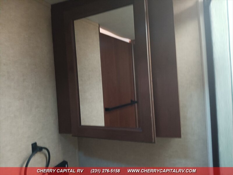 2015 JAYCO EAGLE HT 28.5 RSTS - Photo 25 - Grawn, MI 49637