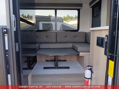 2026 FOREST RIVER ROCKWOOD MINI LITE 2506FK   - Photo 5 - Grawn, MI 49637