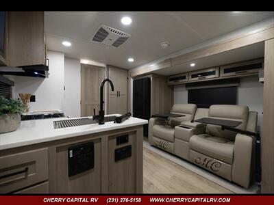 2026 Forest River Rockwood Mini Lite 2513S - Photo 5 - Grawn, MI 49637