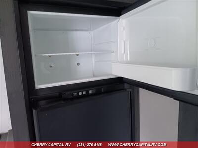 2023 KZ SPORTSMEN SE 251RSSE   - Photo 31 - Grawn, MI 49637