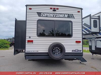 2023 KZ SPORTSMEN SE 251RSSE   - Photo 4 - Grawn, MI 49637