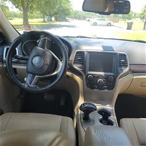 2014 Jeep Grand Cherokee Limited   - Photo 4 - Lake Charles, LA 70601