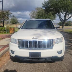 2012 Jeep Grand Cherokee Laredo   - Photo 2 - Lake Charles, LA 70601
